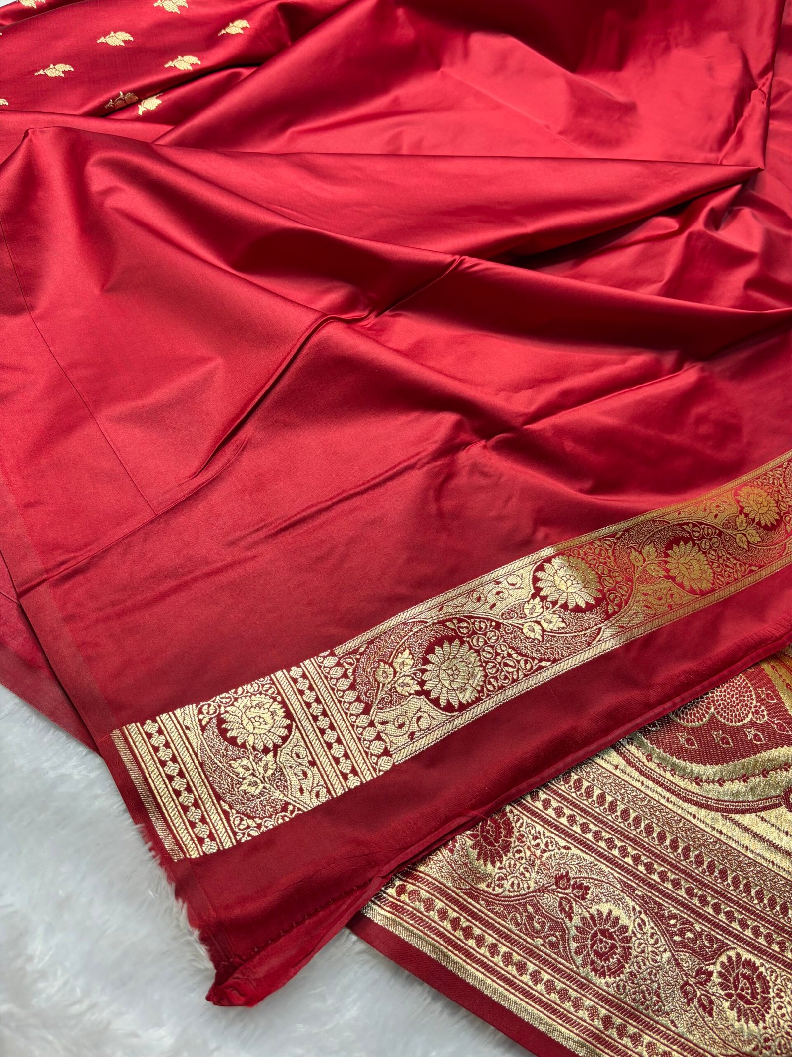 Deep Maroon Banarasi Booti Pattern Satin Katan Silk Saree- Blouse