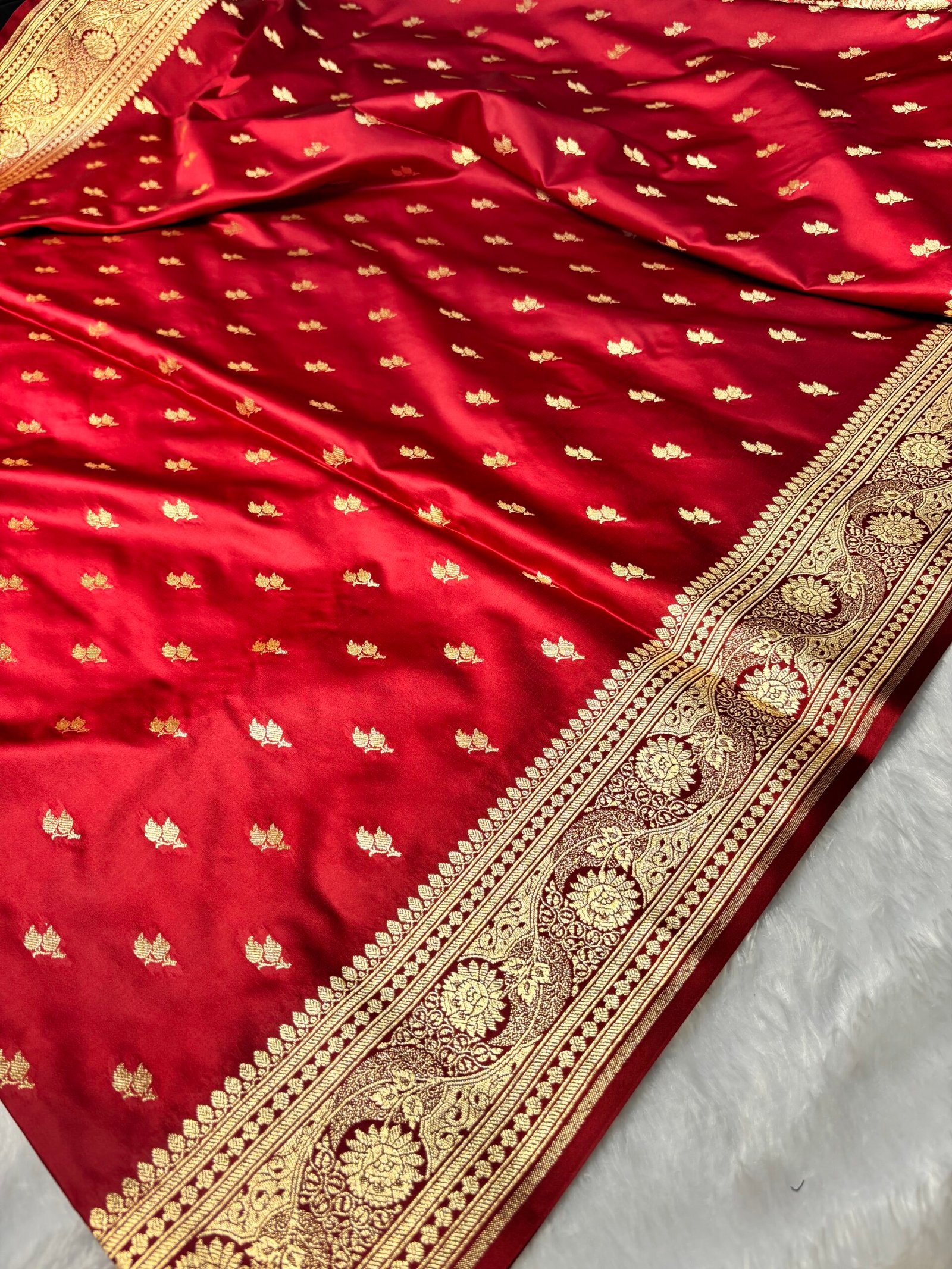 Deep Maroon Banarasi Booti Pattern Satin Katan Silk Saree-Front view