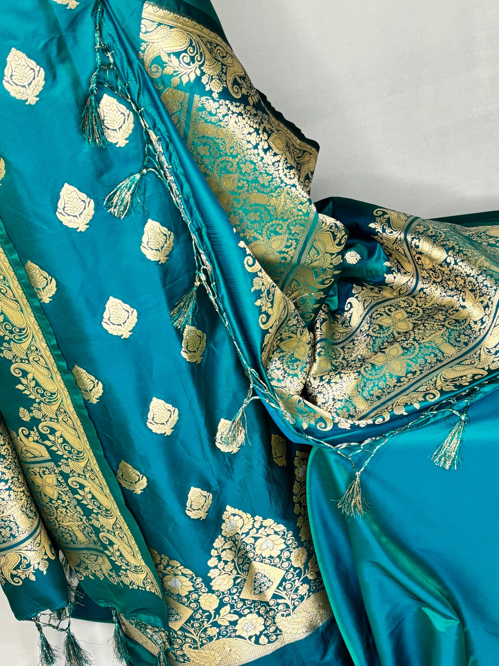 Deep Teal Blue Mashru Silk Banarasi Suit-Border Detail