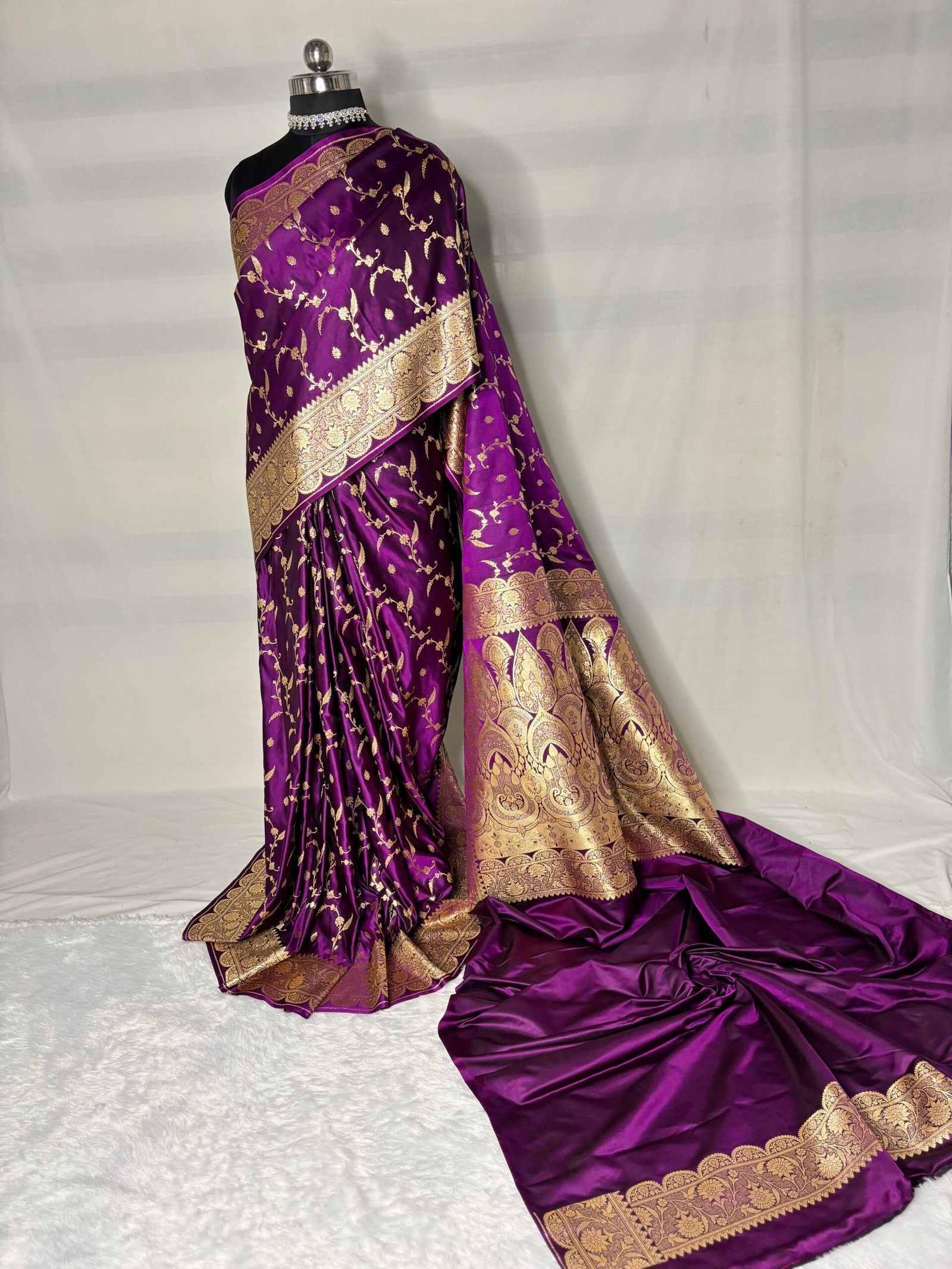 Deep Violet Floral Jaal Banarasi Satin Katan Saree