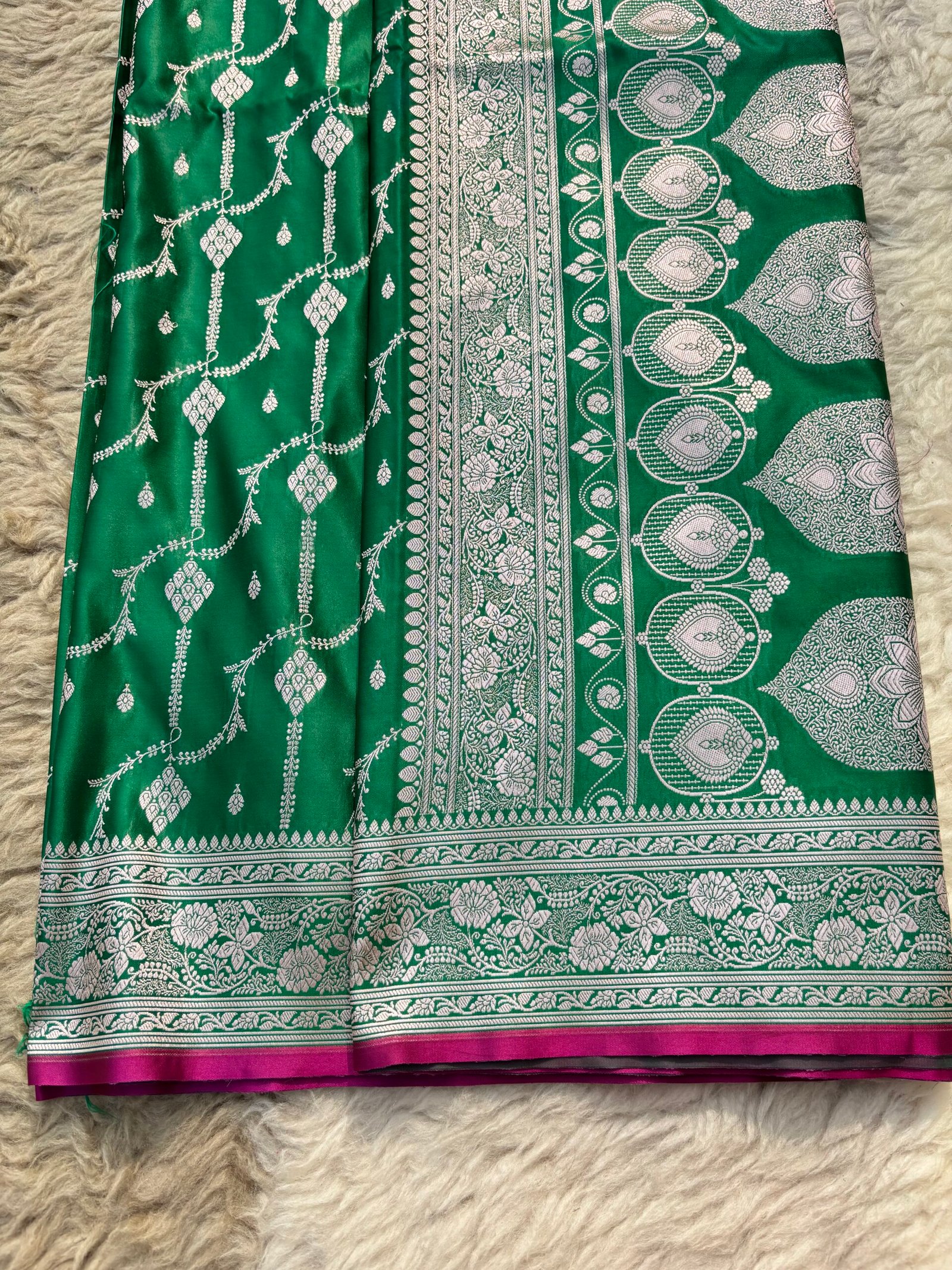 Emerald Green Jaal Mashru Katan Silk Saree-Front View