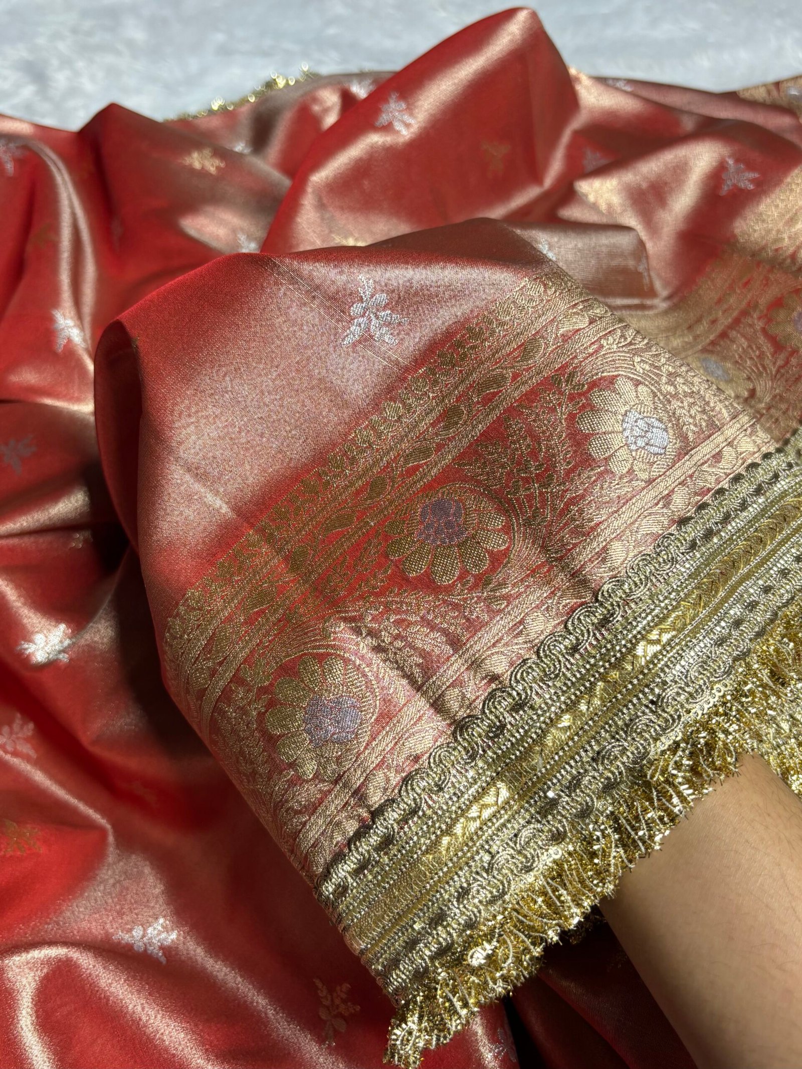Orange Sona Rupa Kadhiyal Banarasi Tissue Saree with Lace Work-Border Close-up