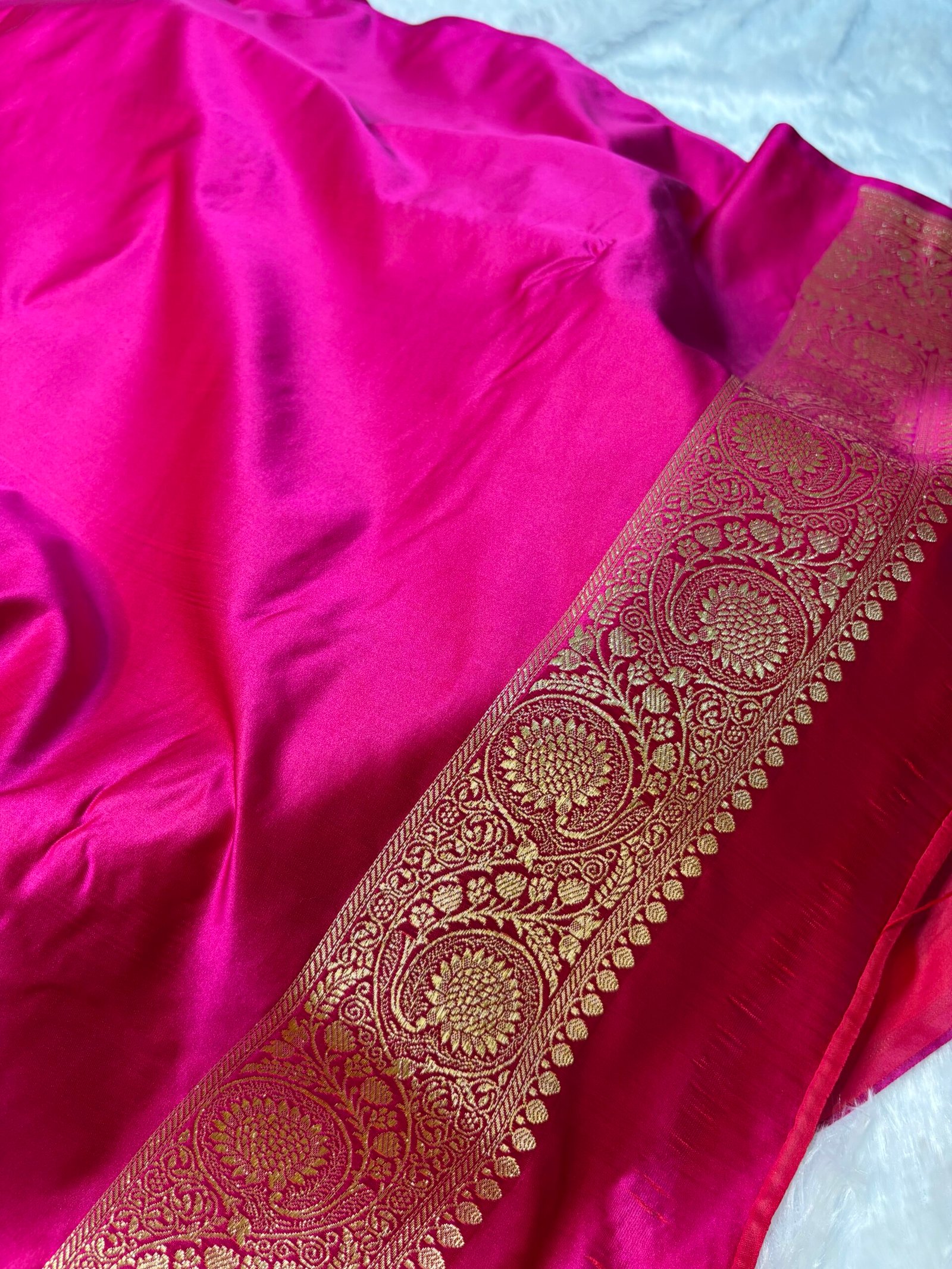 Rani Pink Floral Jaal Satin Katan Silk Banarasi Saree-Blouse