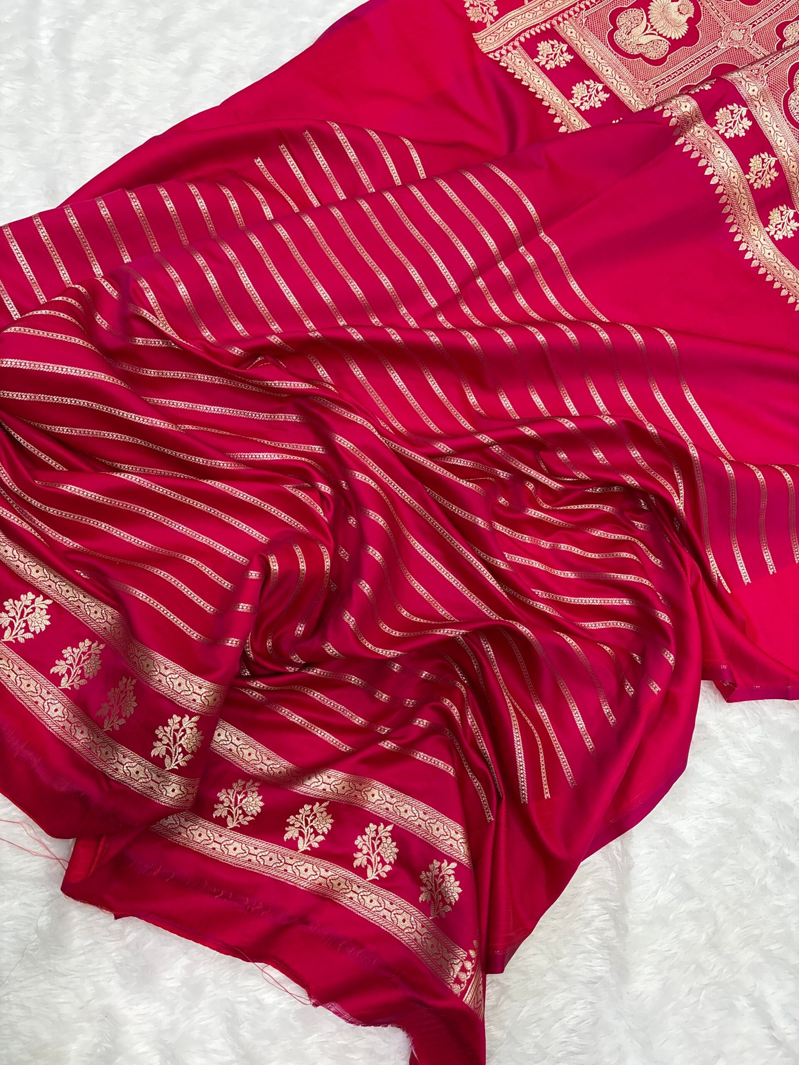 Rani Pink Mashru Silk Banarasi Saree-Blouse