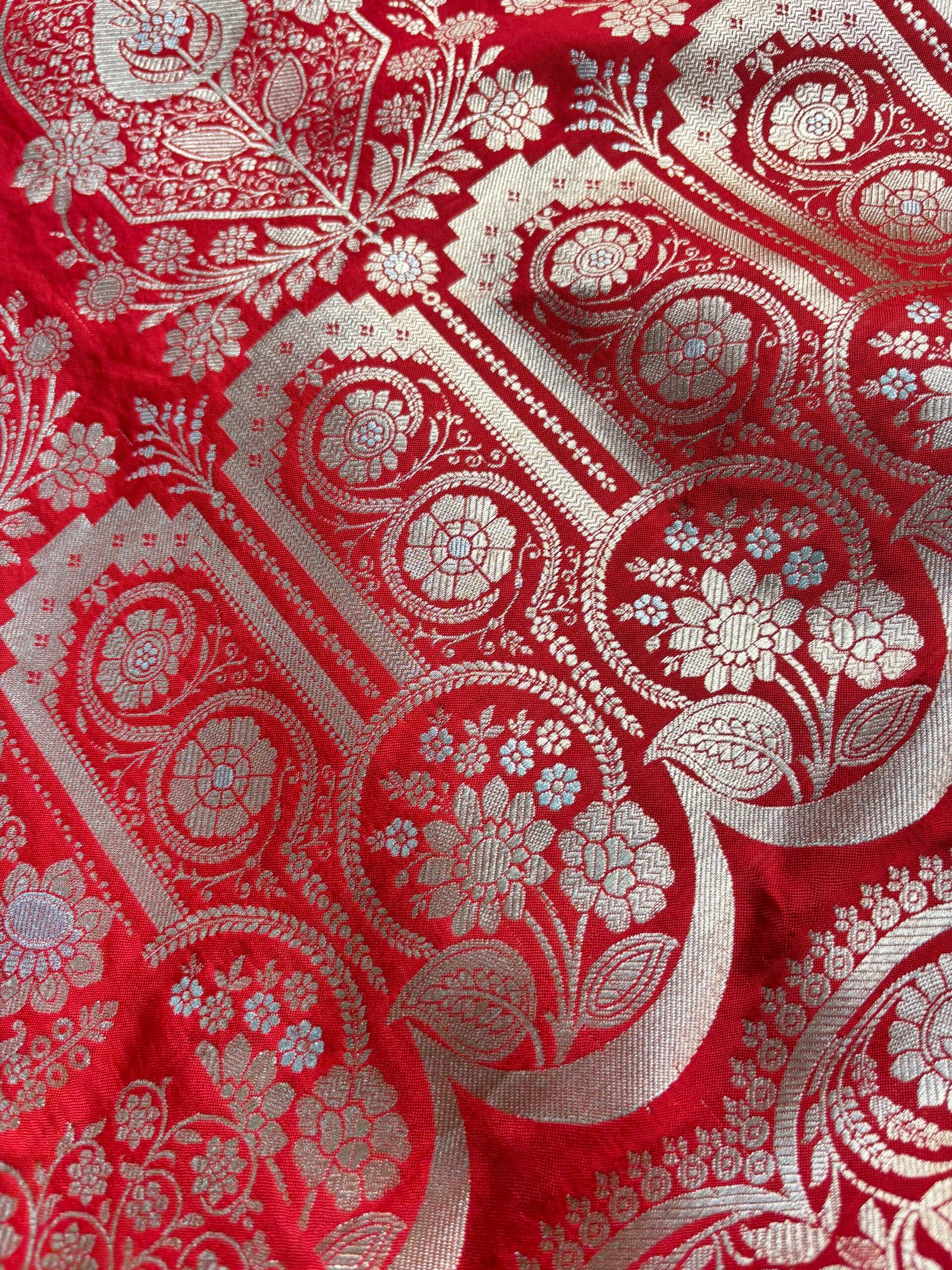 Red Mashru Katan Silk Banarasi Saree-Design Close Up