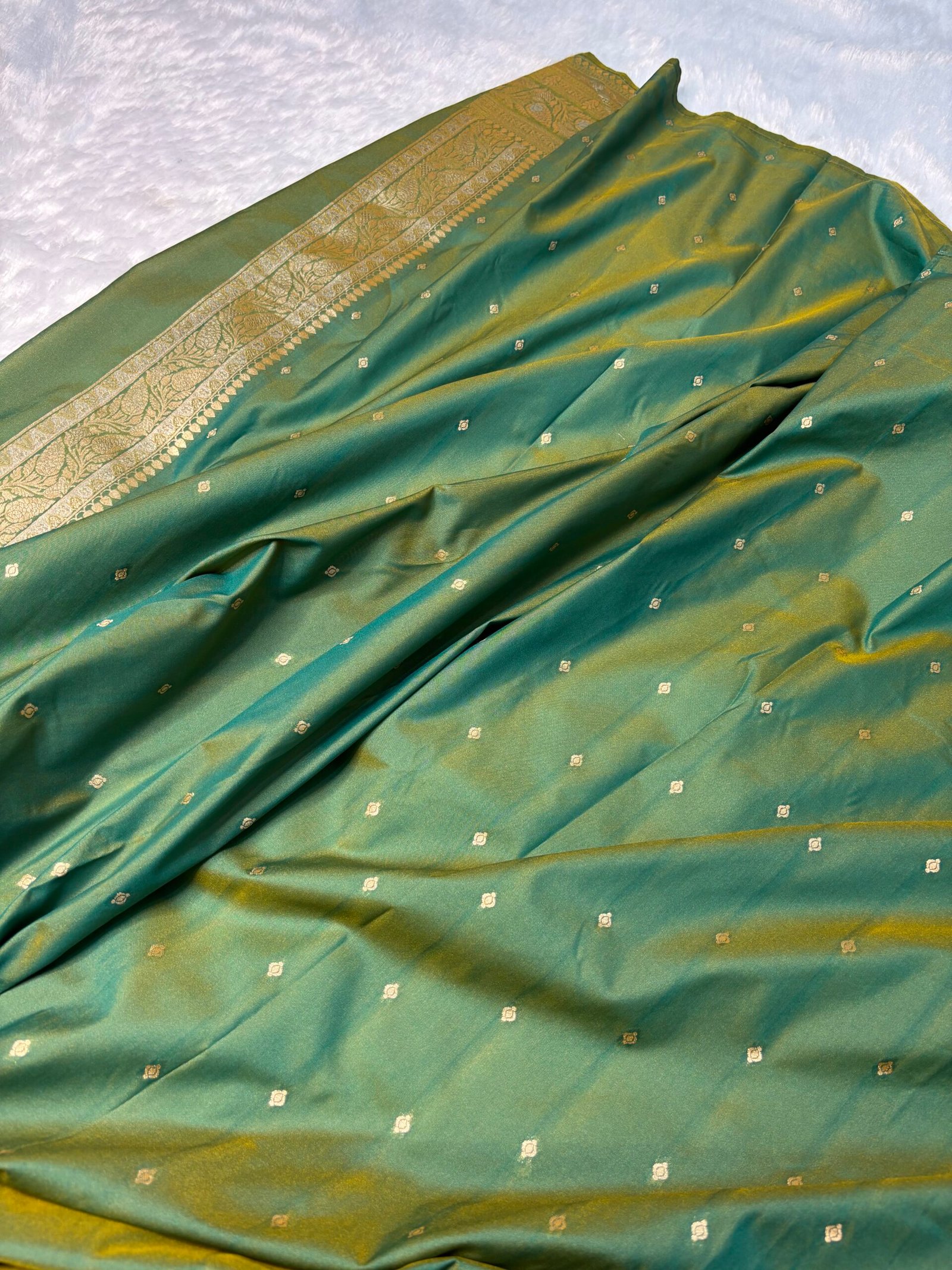 Short Green Uppada Katan Silk Banarasi Saree-Blouse